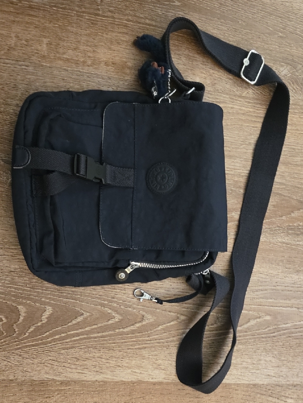 Navy Kipling Crossbody Shoulder Bag w/monkey